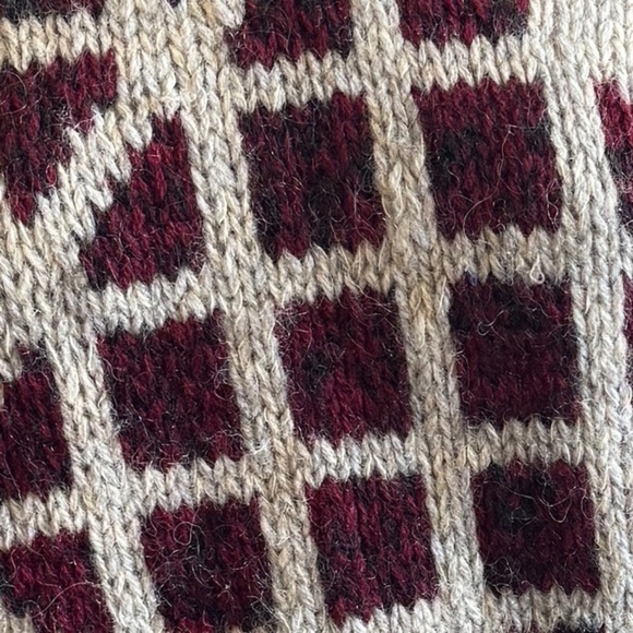 Vintage Hand-Knit Wool Mohair Geometric Burgundy natural fibers large - Picture 3 of 8